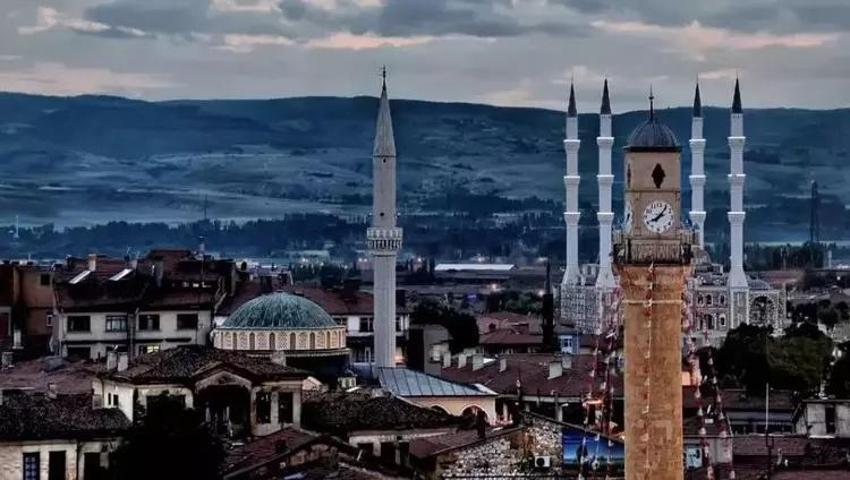 İstanbul'da yaşayanlar memleketlerine dönseydi Türkiye'nin en kalabalık ili hangisi olurdu? İlk sırayı kimse tahmin edemedi