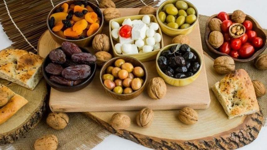 Öğle yemeğini sakın böyle yemeyin! Bu hatalar şeker hastası yapıyor