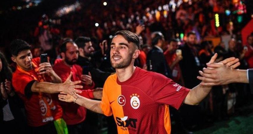 İtalyanların 5,5 milyon euro vermediği yıldıza 15 milyon euro! Dursun Özbek ve Okan Buruk teklifi kabul etti