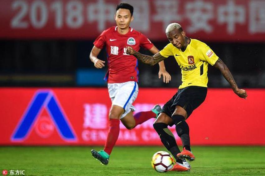 Galatasaray formasını giydirdiler bile! Talisca transferinde Taffarel etkisi
