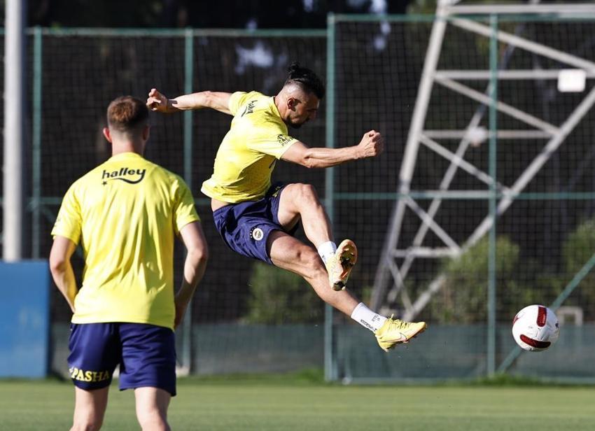 Fenerbahçe'de yaprak dökümü! 6 yıldız gidiyor, 20 milyon euro kazandıracak
