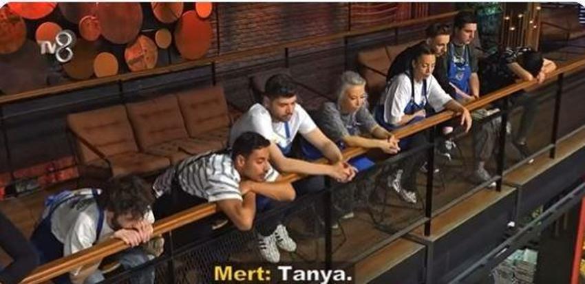 MasterChef All Star'da Jülyen doğrama tartışması kavgaya dönüştü! Tanya ve Mert'in arasına Eda girdi!