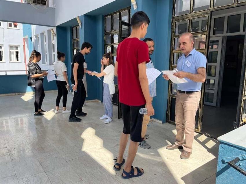 MEB lise kayıt takvimi 2023 lise kayıt tarihleri | Lise kayıtları ne zaman başlıyor ve bitiyor, 2023-2023 lise kayıt tarihleri belli oldu mu, 9. sınıf kayıt için gerekli evraklar nelerdir? Lise kayıt tarihleri