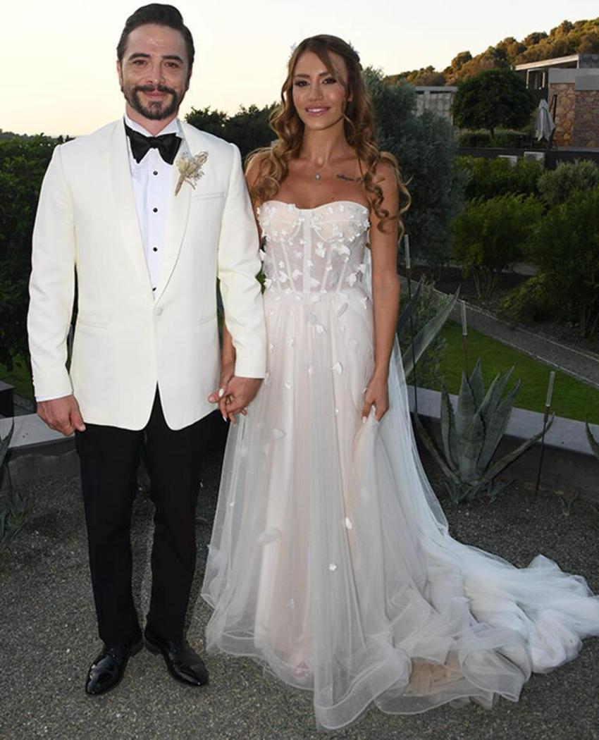 Ahmet Kural ile Çağla Gizem Şahin'den düğün sonrası romantik kareler