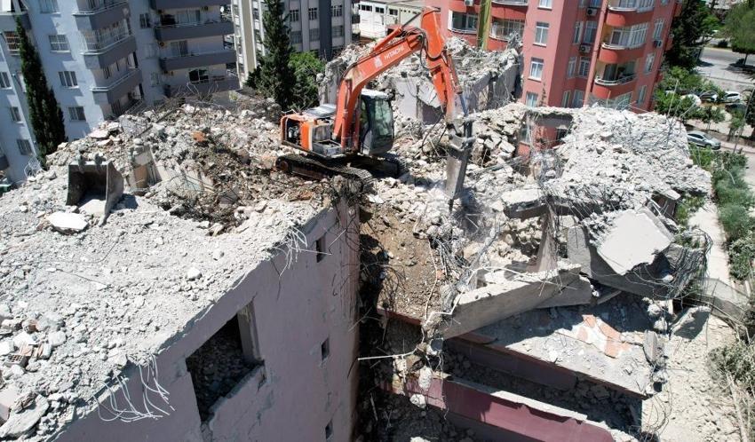Deprem sonrası binalarda korkunç gerçek ortaya çıktı! 