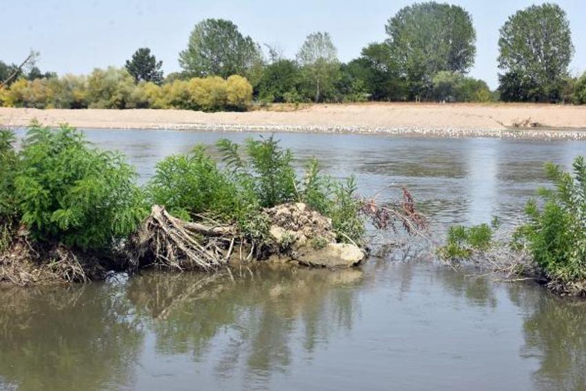 Sıcaklıklar 90 yılın ortalamasının üzerine çıktı! Meriç Nehri, son 5 yılın en düşük seviyesinde akıyor