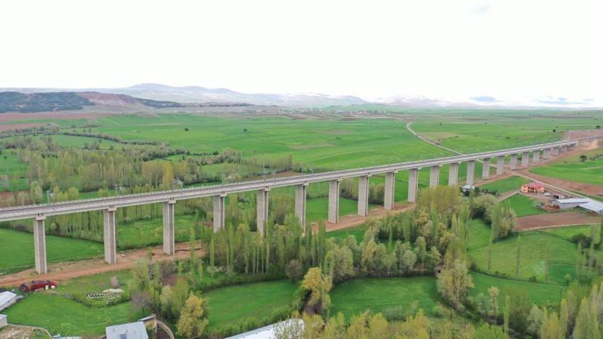 Ankara-İzmir arası 14 saatten 3,5 saate inecek! Kritik YHT projesinde geri sayım