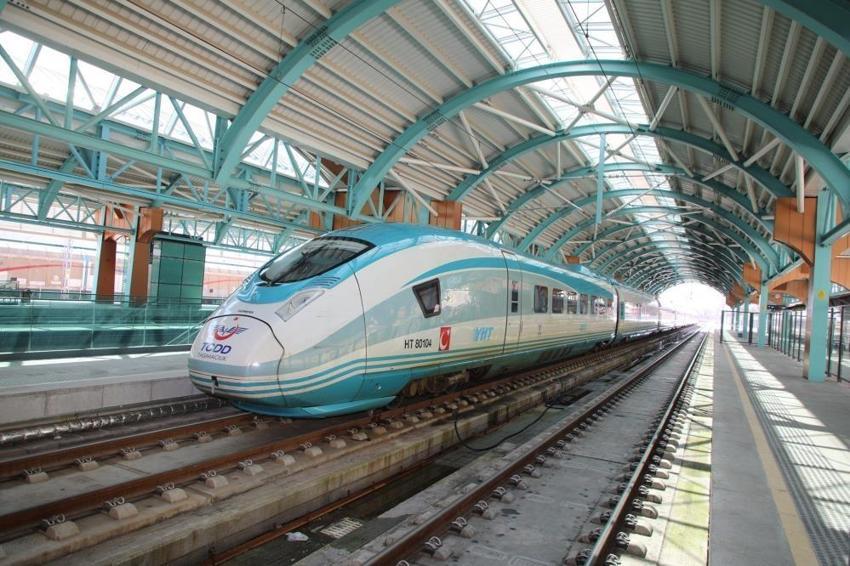 Ankara-İzmir arası 14 saatten 3,5 saate inecek! Kritik YHT projesinde geri sayım