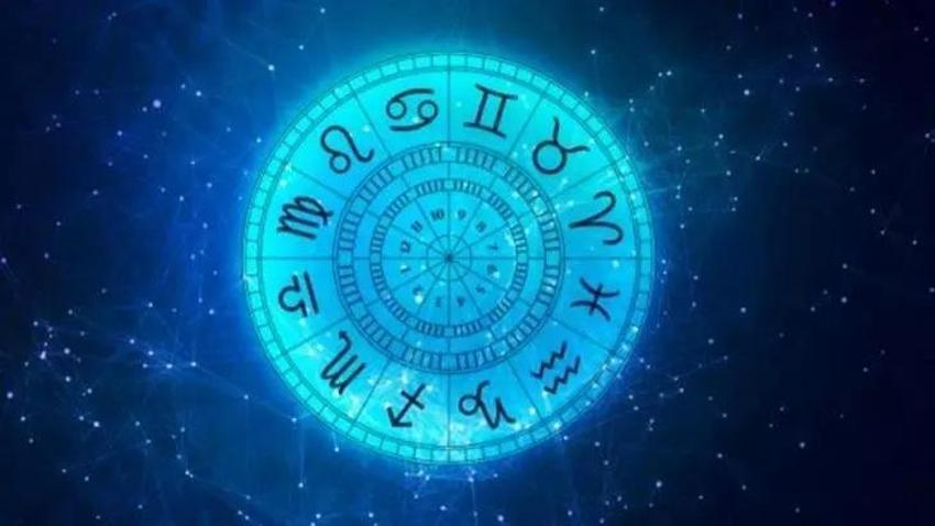 Sabah kurduğu alarmla savaşıyor! Hangi burç nasıl uyanır?