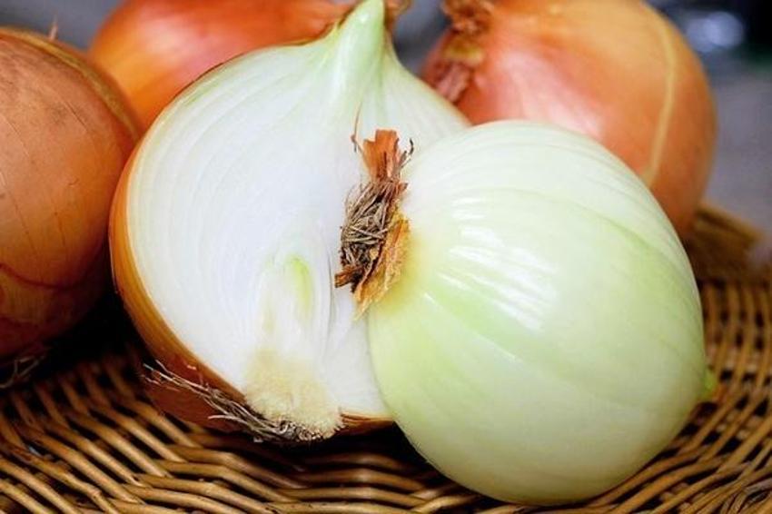 Güneş geçmesini evde tedavi ediyor! Göğüs ve kulak arkasına sürün, ertesi gün ayağa kalkın!