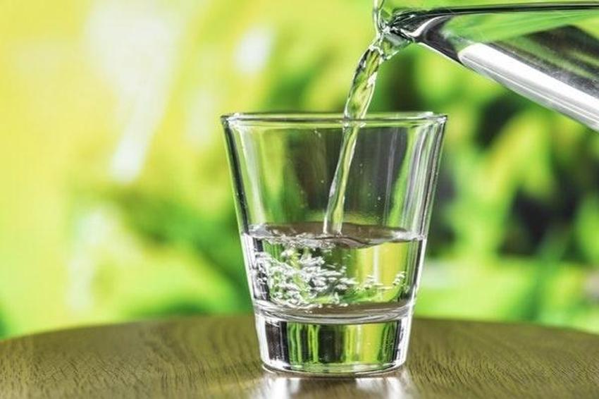 Güneş geçmesini evde tedavi ediyor! Göğüs ve kulak arkasına sürün, ertesi gün ayağa kalkın!