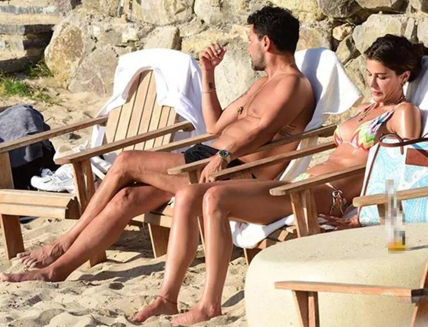 Berrak Tüzünataç bikinili pozlarıyla olay yarattı! 'Sen hiç pizza yemiyor musun?'