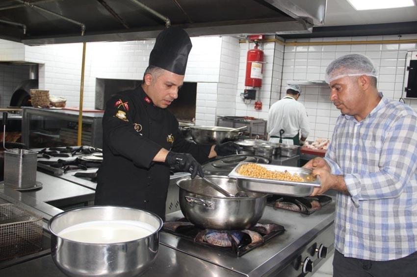 Lebeni çorbası kavurucu yaz sıcaklarının vazgeçilmez lezzeti oldu