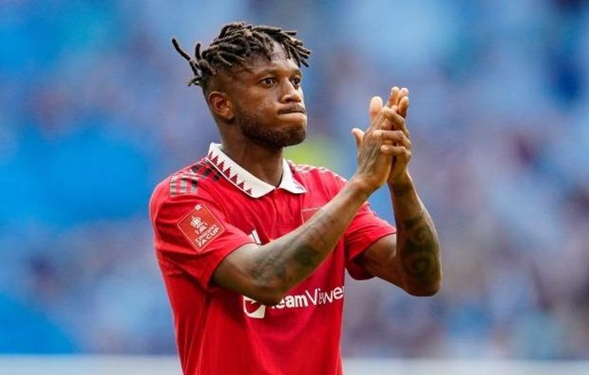 Dursun Özbek'ten büyük sürpriz! Daha 16'sında Seedorf'un rekorunu kıran orta saha