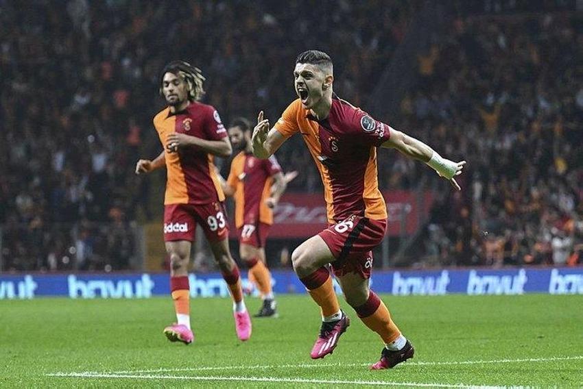 Ali Koç 'frene bastık' demişti! Fenerbahçe atağa kalktı 3 bomba yolda