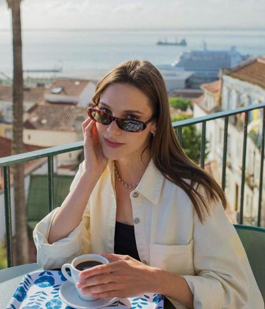 Alina Boz aşka geldi! Sevgilisi Umut Evirgen’le samimi pozuna beğeni yağdı: “Alina körkütük aşık...”