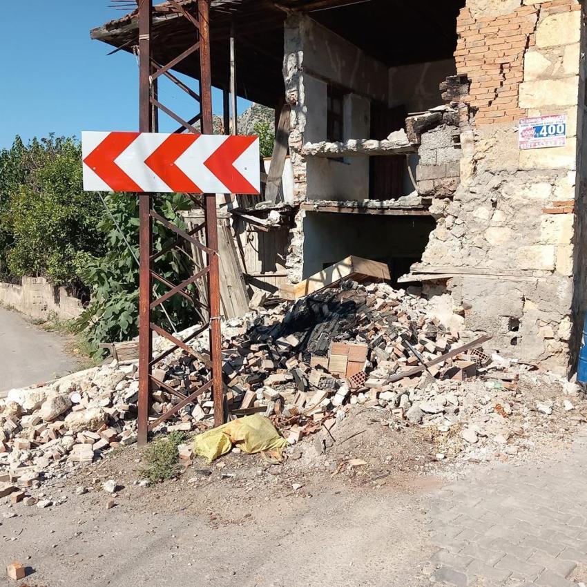 Adana'da 5.5 büyüklüğünde deprem! AFAD'dan ilk açıklama