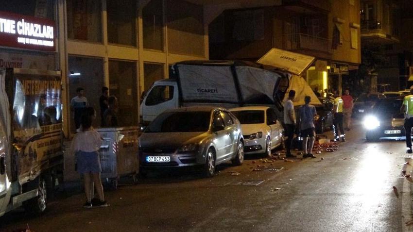 Tüp aracını kullanan alkollü sürücü ortalığı savaş alanına çevirdi! 3. kez alkollü çıktı