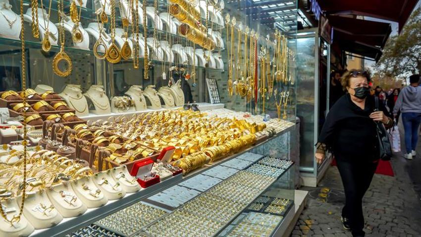 Altın fiyatları rekora koşuyor! Gram altında 2 bin lira için tarih açıklandı