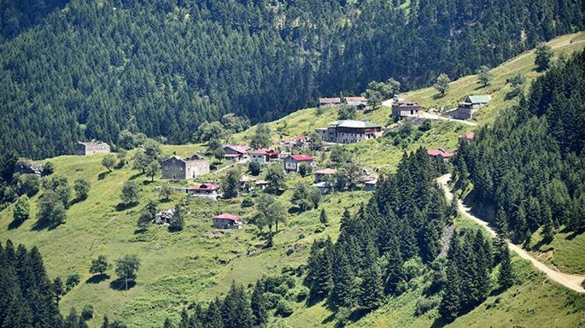 Doğa ve tarihin kucaklaştığı yer: Santa Harabeleri ihtişamıyla hayran bırakıyor