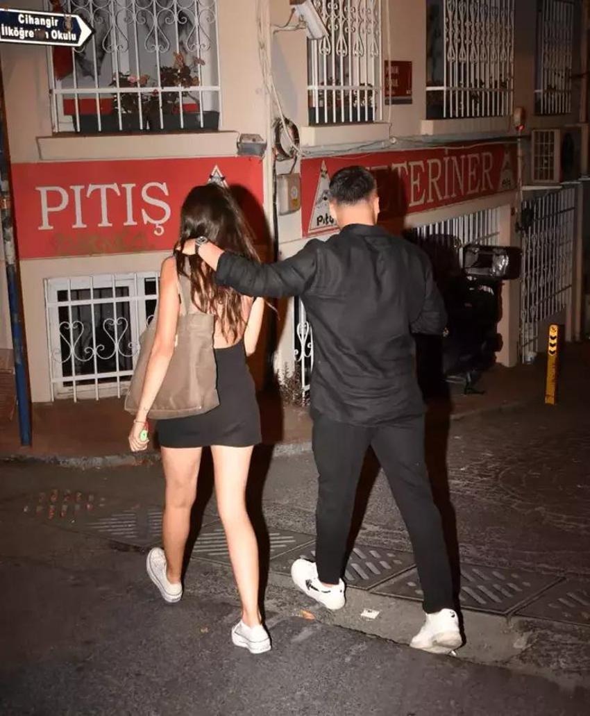 Dilara Aksüyek ve sevgilisi sarmaş dolaş! 'Demek ki hiç aşık olmamışım'