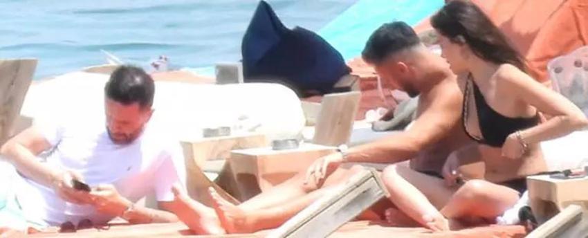 Dilara Aksüyek ve sevgilisi sarmaş dolaş! 'Demek ki hiç aşık olmamışım'