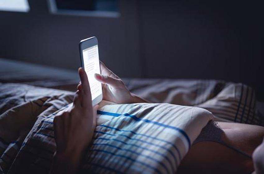 Cep telefonu ve WhatsApp kullanımıyla ilgili kritik uyarı geldi! Nomofobiye sebep oluyor