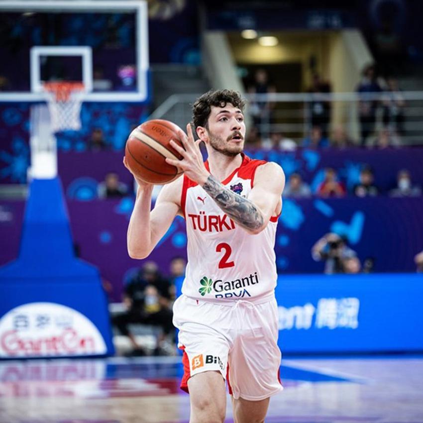 Hidayet Türkoğlu, Ömer Onan, Ergin Ataman hiçbiri baş edemedi! İşte sadece maça gelelim diyen 2 yıldız