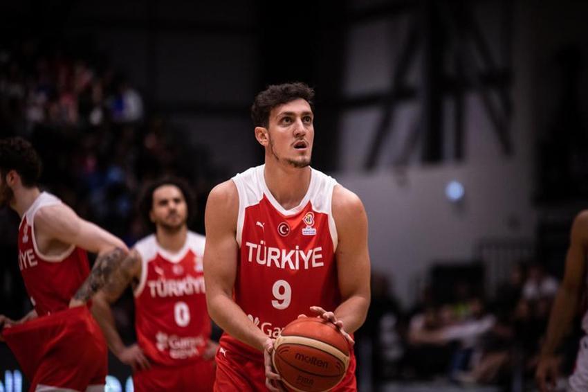 Hidayet Türkoğlu, Ömer Onan, Ergin Ataman hiçbiri baş edemedi! İşte sadece maça gelelim diyen 2 yıldız