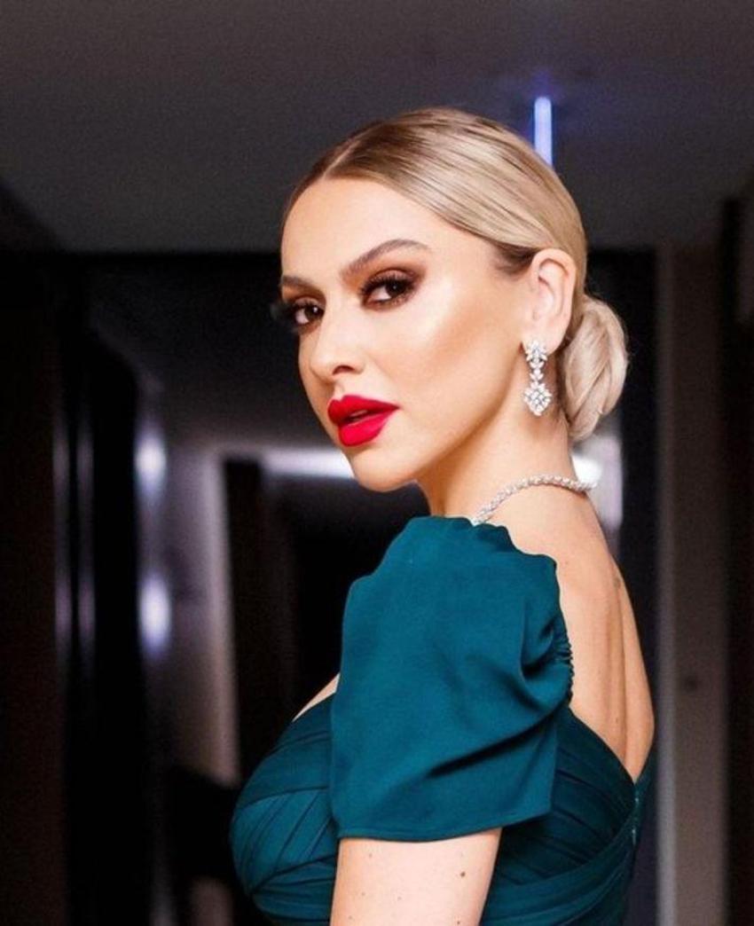 Hadise'nin leopar tercihi! Sosyal medya ikiye bölündü