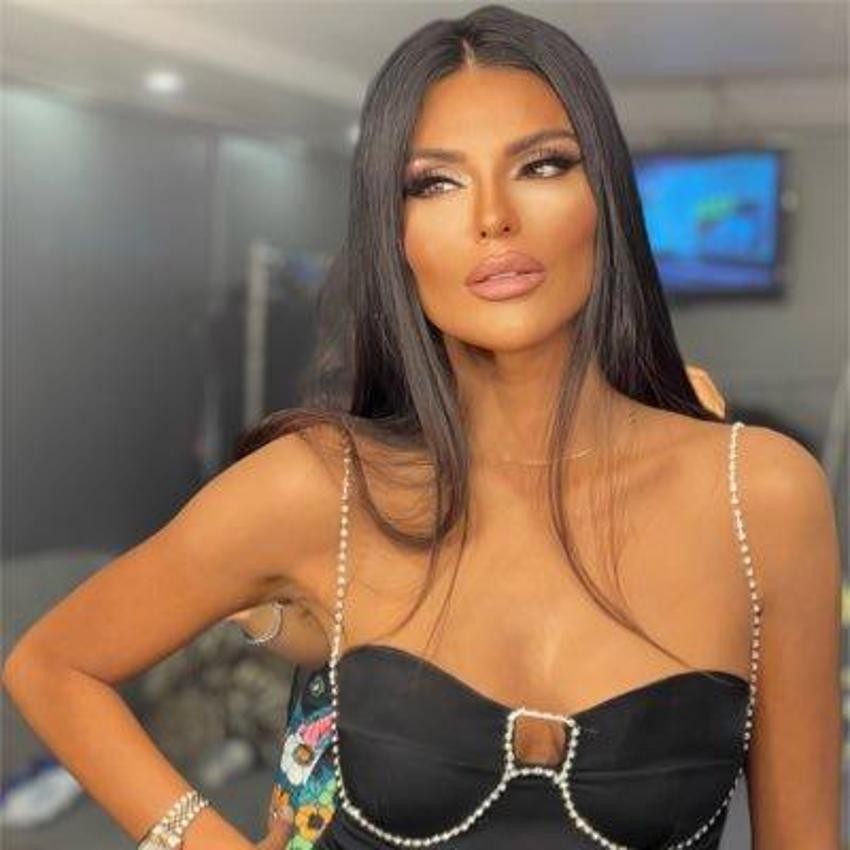 Hadise'nin leopar tercihi! Sosyal medya ikiye bölündü