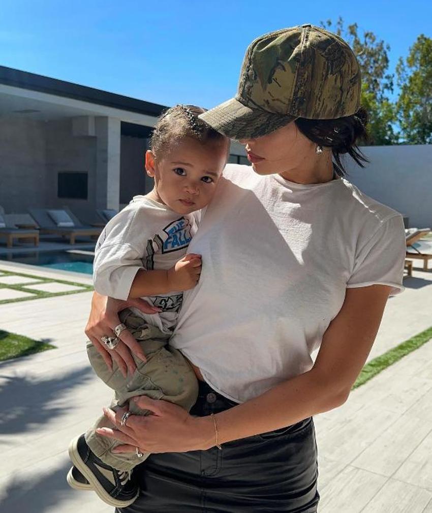 Kylie Jenner'dan ilişki itirafı geldi!