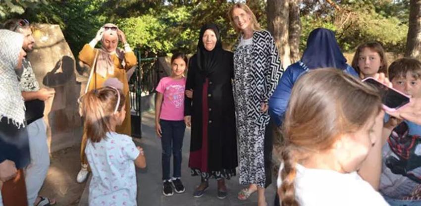 Wilma Elles memleket ziyaretinde! 'Ben de artık Bitlisliyim'