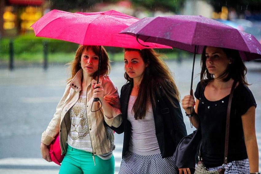 Kuvvetli yağış ve fırtına alarmı verilmişti, son dakika açıklaması geldi! Meteoroloji saat verip iller tek tek açıkladı: Kavurucu sıcak uyarısı