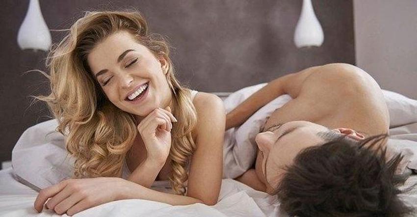 Kadınların bu ısrarı cinselliği yok ediyor! Bu hata erkeği kaçırıyor! Geceleri yatmadan mutlaka yapın!