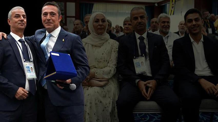 İsmail Kartal'ın oğlu Samandıra'da! Ali Koç açıkladı: Hocam kabul etti, artık bizimle çalışıyor
