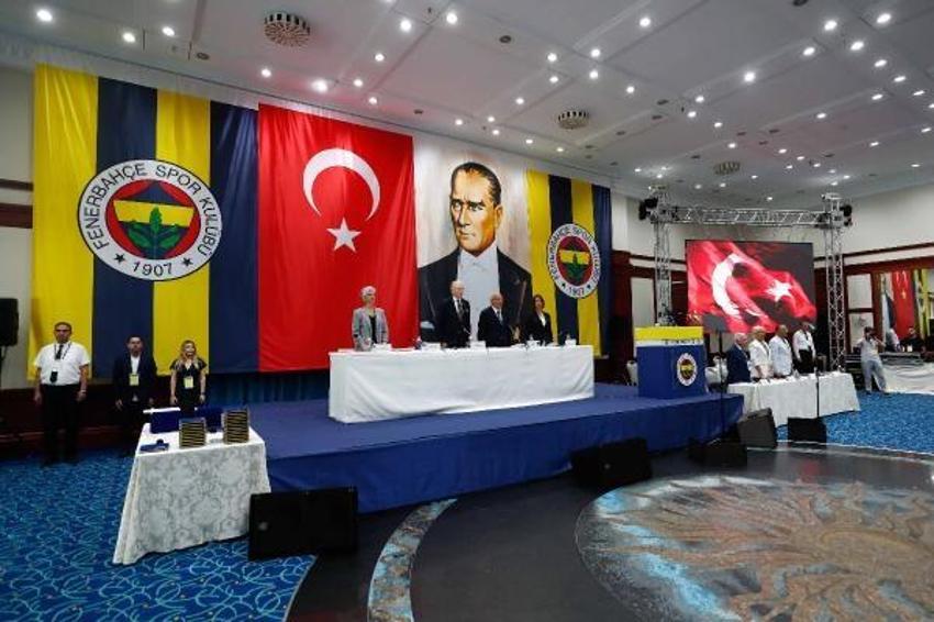İsmail Kartal'ın oğlu Samandıra'da! Ali Koç açıkladı: Hocam kabul etti, artık bizimle çalışıyor