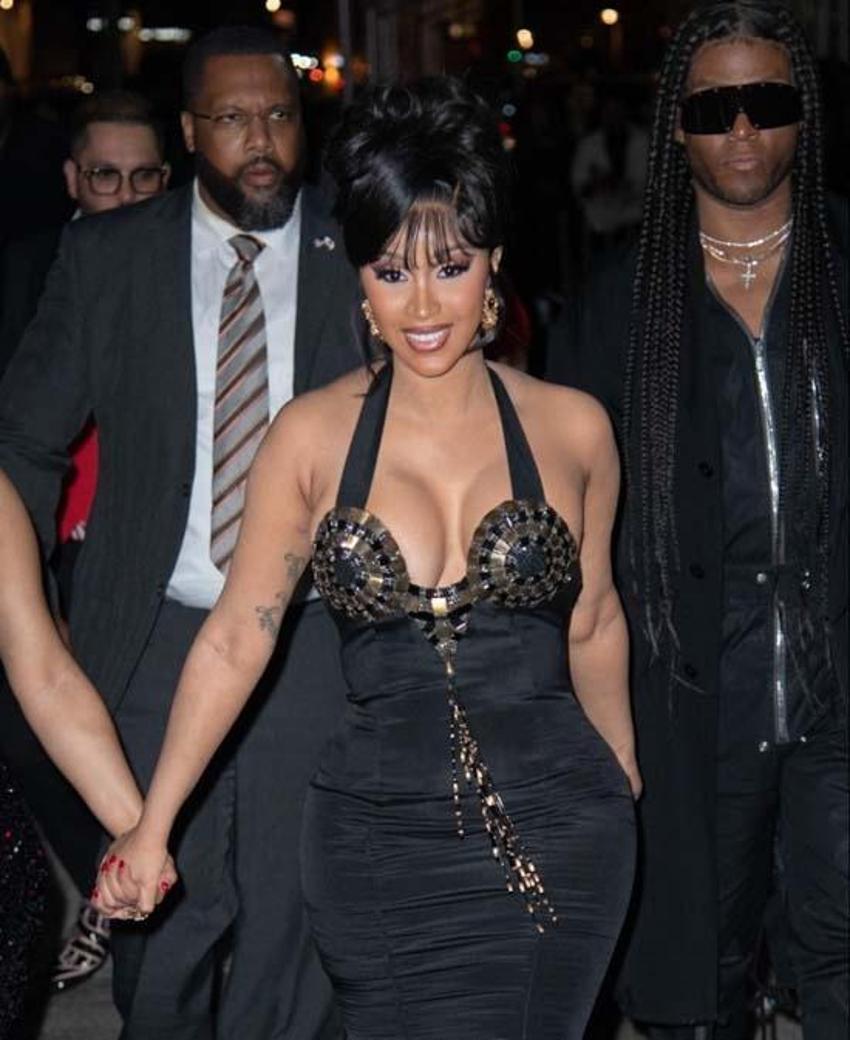 Cardi B'yi sinirlendiren olayın perde arkası ortaya çıktı!
