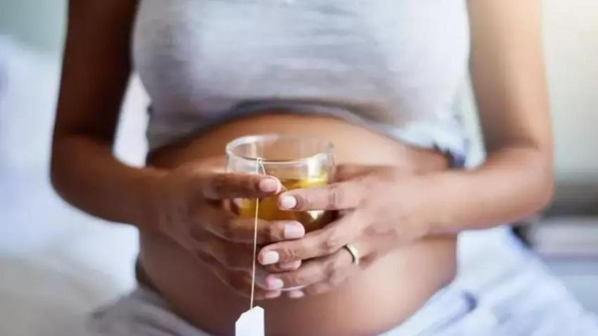 Anne adayı doğum ağrısı hissetmiyor! Hamileler için doğum öncesi en iyi 4 içecek
