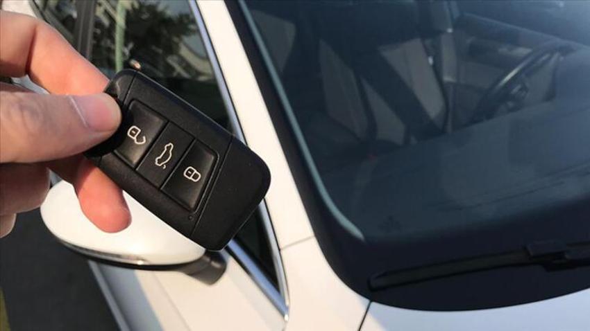 Araba fiyatlarıyla ilgili son dakika! 6 ay sonra ilk kez oldu, eylül ayı işaret edildi