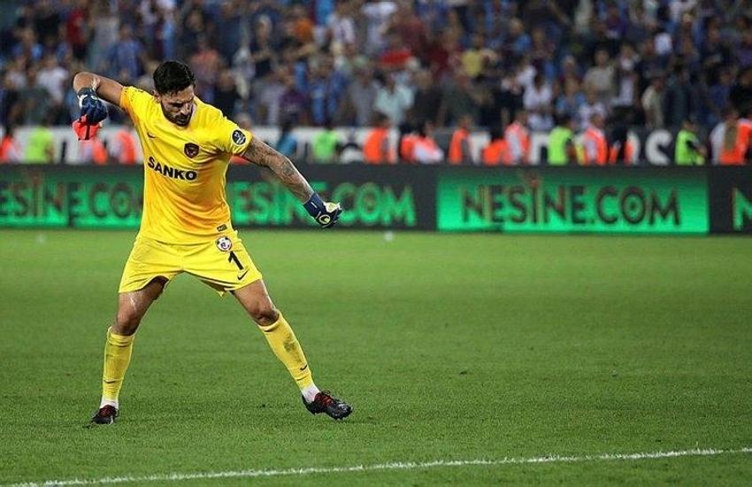 Galatasaray'da hiç hesapta olmayan ayrılık! Ne sağ bekte yer kaldı ona ne sol bekte
