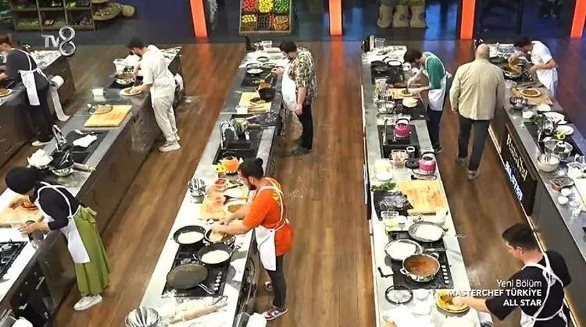 Kaptanlık oyununda gerginlik tavan yaptı! MasterChef All Star'da Alican'ın gelişi iki kişiyi çıldırttı!
