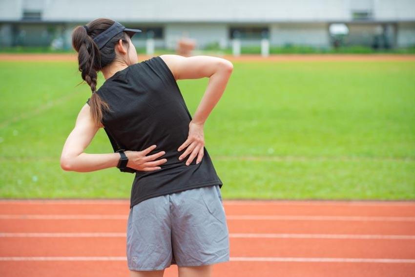 Sağlıklı yaşam için yapılan bilinç spor yapmak kalça ağrılarına neden olabilir!