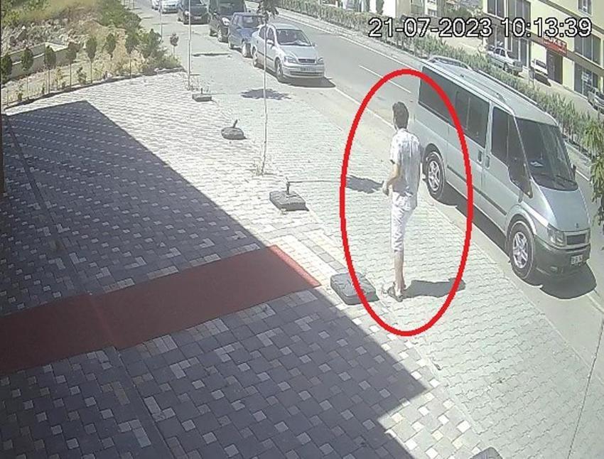 'Lavaboya gidiyorum' diyerek annesinin yanından ayrılan tıp öğrencisi 11 gündür kayıp!