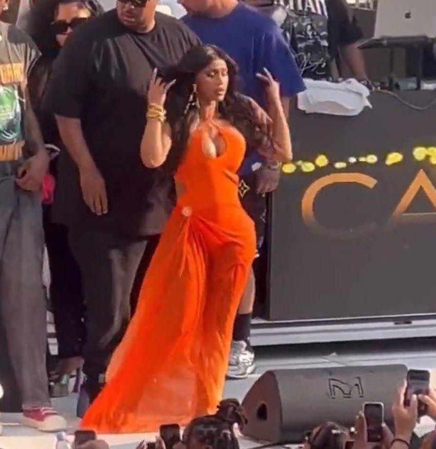Cardi B'yi sinirlendiren olayın perde arkası ortaya çıktı!