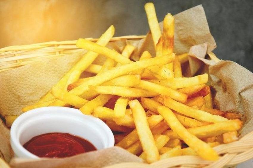Çıtır patates kızartması için tek bir hile var! Bunu yapan lezzetine doymuyor!