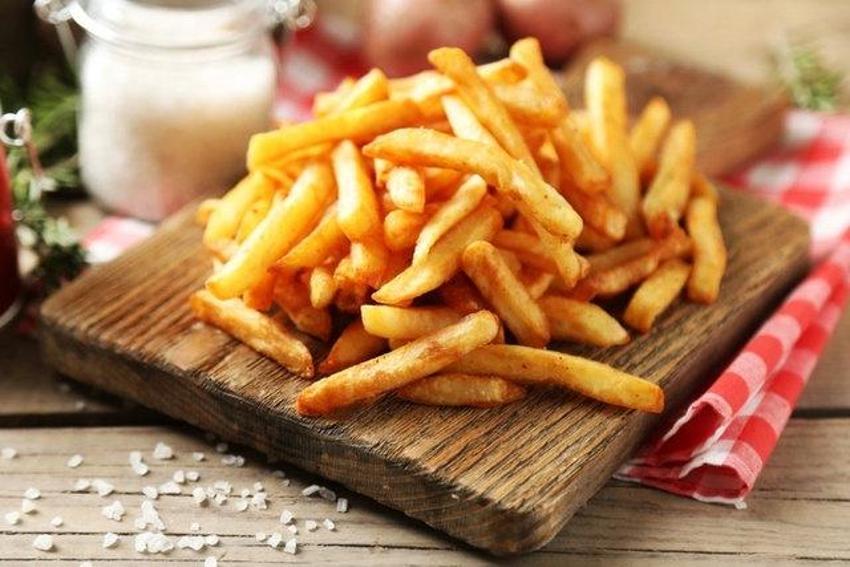 Çıtır patates kızartması için tek bir hile var! Bunu yapan lezzetine doymuyor!