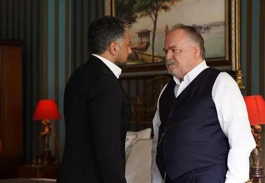 Yeni sezonun ilk bölümünde ikisi de ölüyor! Yalı Çapkını 2. sezonu bomba gibi başlıyor!