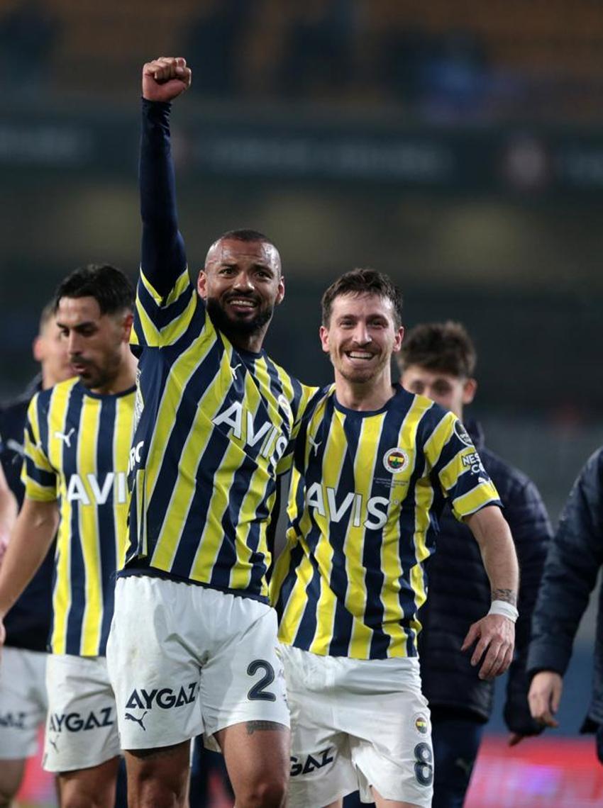 Marsilya'da 3 milyon euro kazanıyor! Cengiz Ünder'in istediği maaş Ali Koç'u şok etti