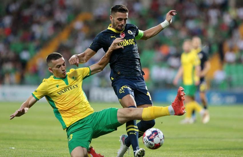İsmail Kartal, Mert Hakan Yandaş'ın yerine transfer yapmazsa Fenerbahçe şampiyon olamaz!